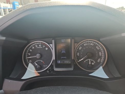 Used 2020 Toyota Tacoma TRD Pro AWD/4WD image 24