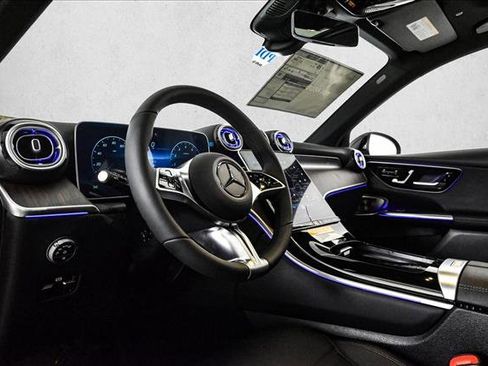 New 2026 Mercedes-Benz GLC 300 4MATIC image 10