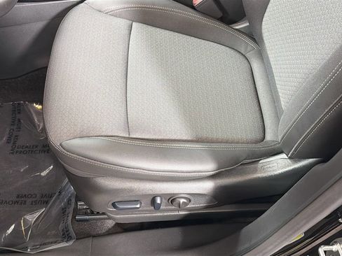 Used 2023 Buick Encore GX Select w/ Sport Touring Package FWD image 21