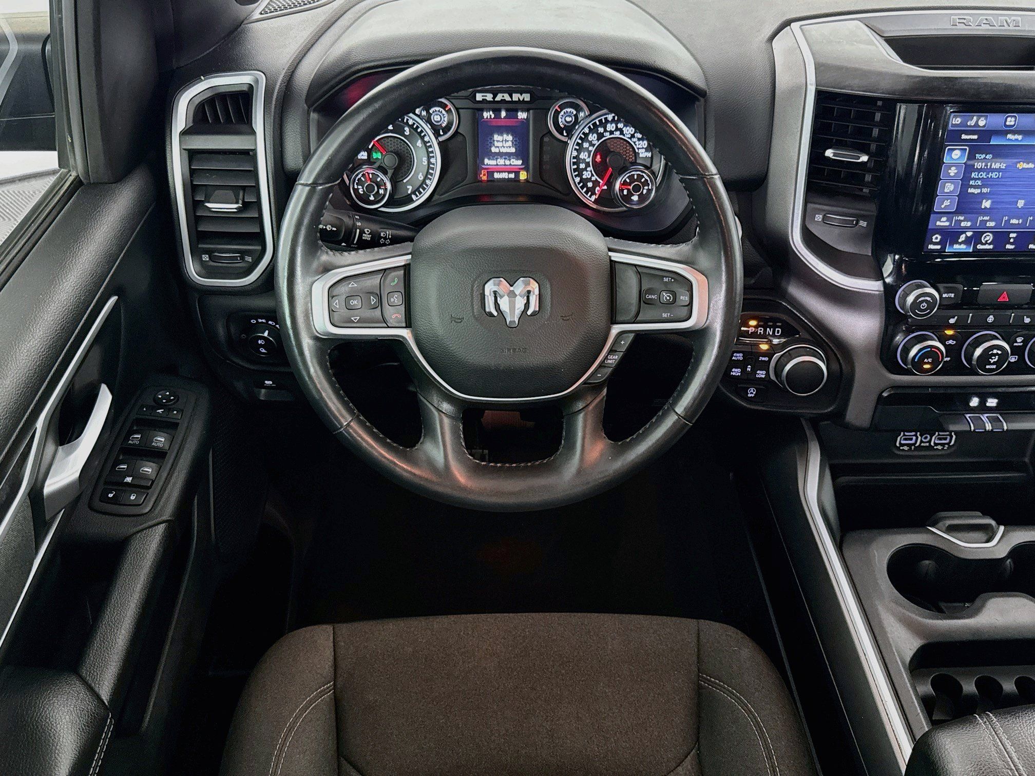 Used 2023 RAM 1500 Big Horn AWD/4WD image 15