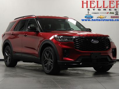 Used 2025 Ford Explorer ST