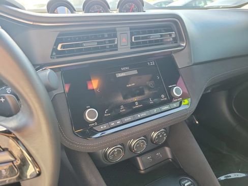 Used 2025 Nissan Z Sport w/ Floor Mat Package RWD image 18