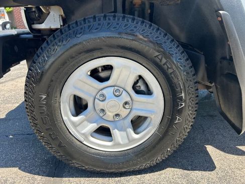 Used 2016 Jeep Wrangler Unlimited Sport AWD/4WD image 21