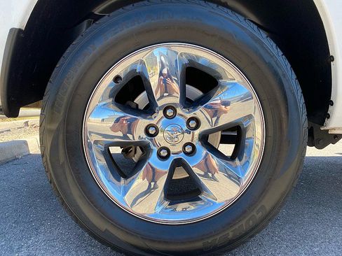 Used 2017 RAM 1500 Big Horn image 23