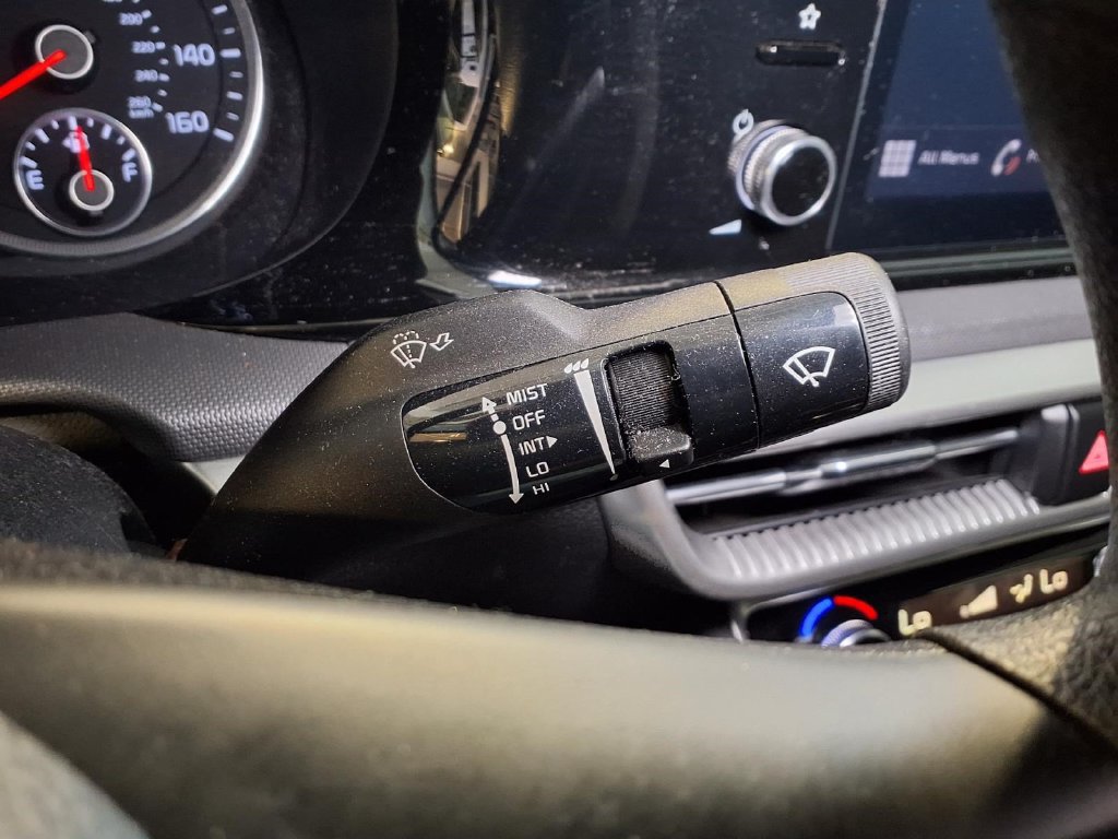 Used 2022 Kia K5 LX FWD image 13