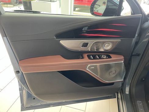 New 2026 Lincoln Nautilus Reserve image 11