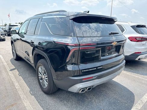Used 2026 Chevrolet Traverse LT w/ Driver Confidence Package AWD/4WD image 10