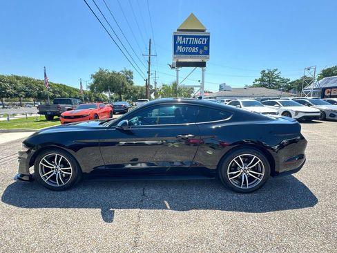 Used 2022 Ford Mustang Premium w/ Black Accent Package RWD image 5