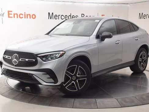 New 2025 Mercedes-Benz GLC 300 4MATIC image 2