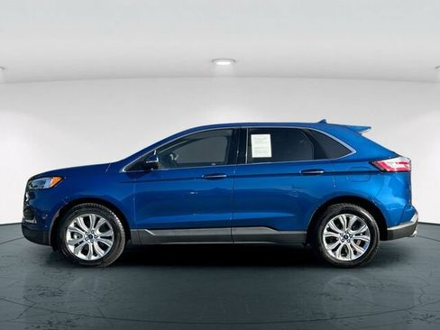 Used 2020 Ford Edge Titanium w/ Equipment Group 301A AWD/4WD image 3
