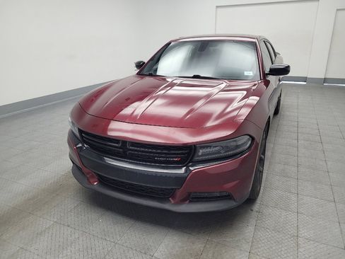Used 2020 Dodge Charger SXT w/ Blacktop Package RWD image 15