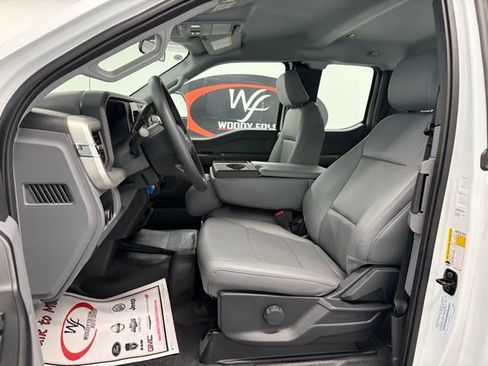 New 2026 Ford F250 XL w/ XL Chrome Package image 10