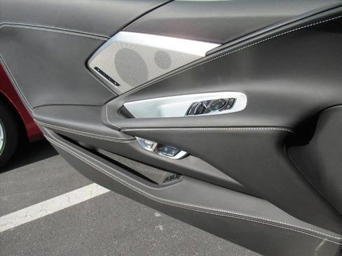 Used 2020 Chevrolet Corvette 3LT 2dr Car w/ 3LT Preferred Equipment Group image 33