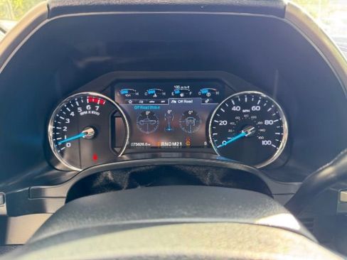 Used 2019 Ford F350 Lariat image 28