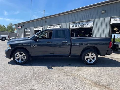 Used 2018 RAM 1500 Express AWD/4WD image 4