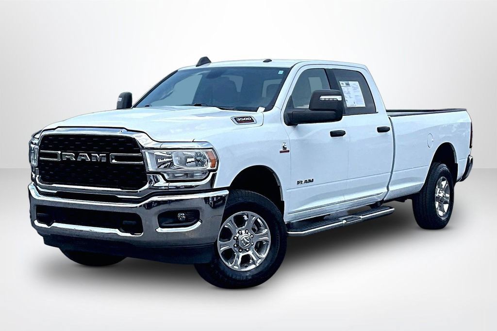 Used 2024 RAM 3500 Big Horn AWD/4WD image 3