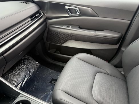 New 2026 Kia Carnival SX Prestige image 13