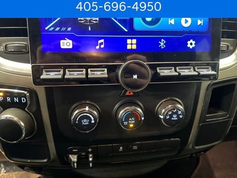 Used 2020 RAM 1500 Classic SLT image 23