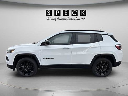 New 2026 Jeep Compass Latitude image 3