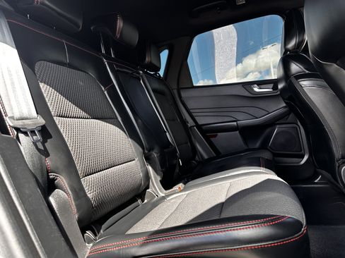 Used 2023 Ford Escape ST-Line image 11