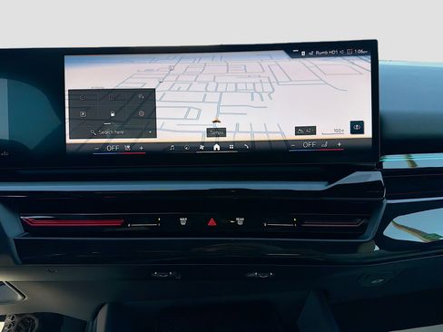 New 2026 BMW 530i w/ Convenience Package image 33