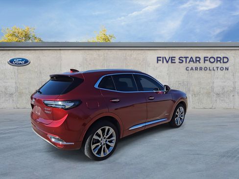 Used 2022 Buick Envision Avenir w/ Technology Package II image 8