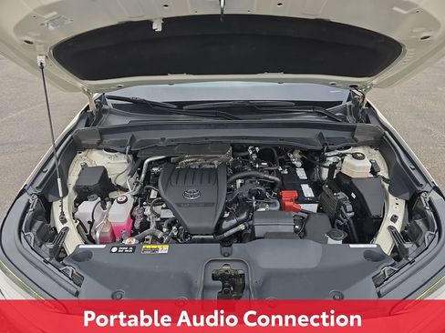Certified 2024 Toyota Grand Highlander AWD image 34