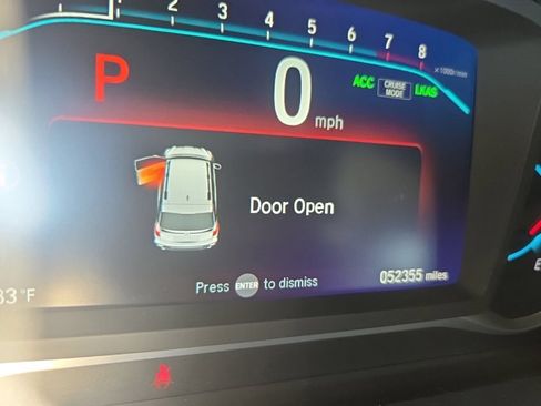 Used 2022 Honda Pilot Touring image 2
