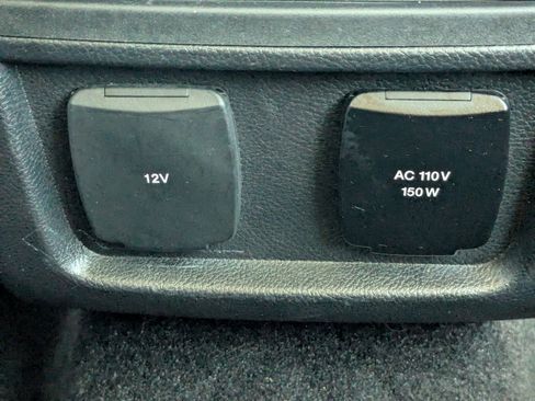 Used 2019 Ford Edge Titanium w/ Equipment Group 301A image 18