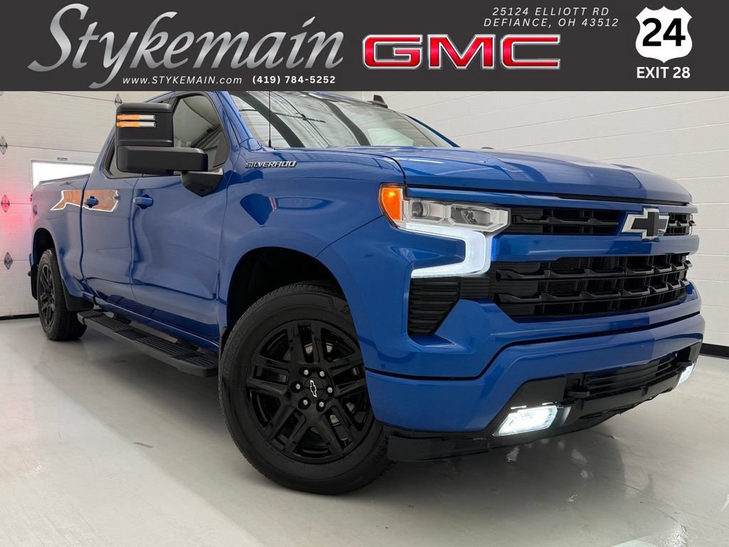 Used 2022 Chevrolet Silverado 1500 RST w/ Convenience Package II AWD/4WD image 1