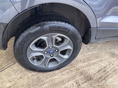 Used 2022 Ford EcoSport S image 17