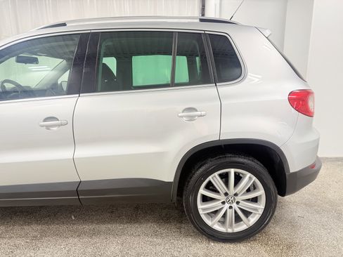 Used 2010 Volkswagen Tiguan Wolfsburg Edition image 5