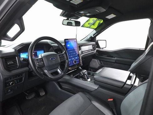 Used 2023 Ford F150 Lightning Lariat image 11