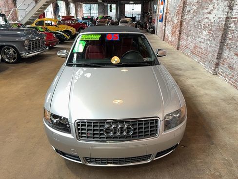 Used 2005 Audi S4 Cabriolet AWD/4WD image 8