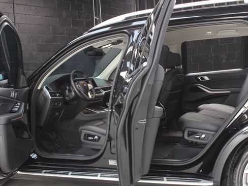 Used 2019 BMW X7 xDrive40i w/ Premium Package image 19