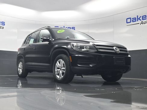 Used 2017 Volkswagen Tiguan S AWD/4WD image 32