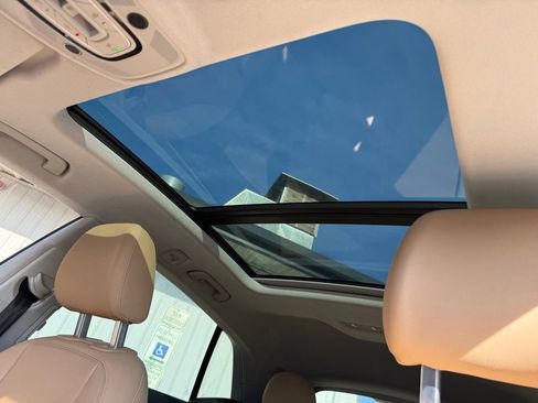 Used 2019 Audi Q8 Premium w/ Convenience Package image 15