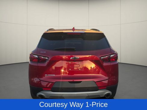 Used 2021 Chevrolet Blazer LT FWD image 8