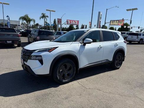 New 2026 Nissan Rogue SV AWD/4WD image 3