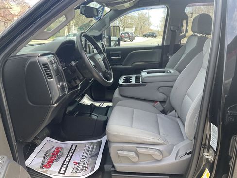 Used 2019 Chevrolet Silverado 2500 W/T AWD/4WD image 10