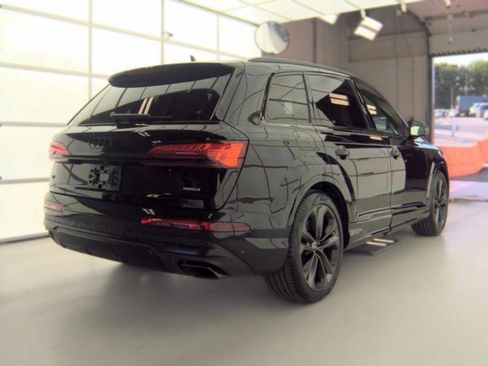 Used 2025 Audi Q7 3.0T Prestige AWD/4WD image 2