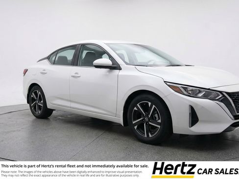 Used 2025 Nissan Sentra SV image 1