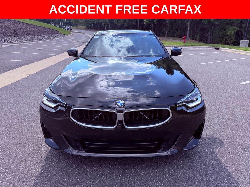 Used 2025 BMW 230i Coupe w/ M Sport Package RWD image 2