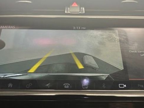 Used 2020 Land Rover Discovery Sport HSE R-Dynamic image 29