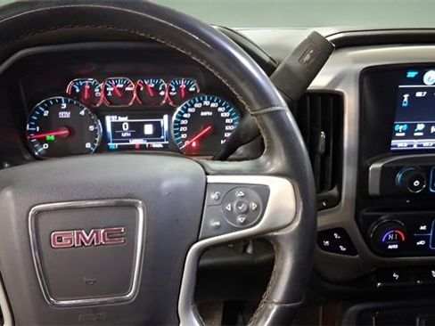 Used 2018 GMC Sierra 1500 SLT w/ SLT Premium Package image 9