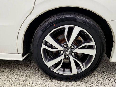 Used 2021 Honda Odyssey Touring image 9