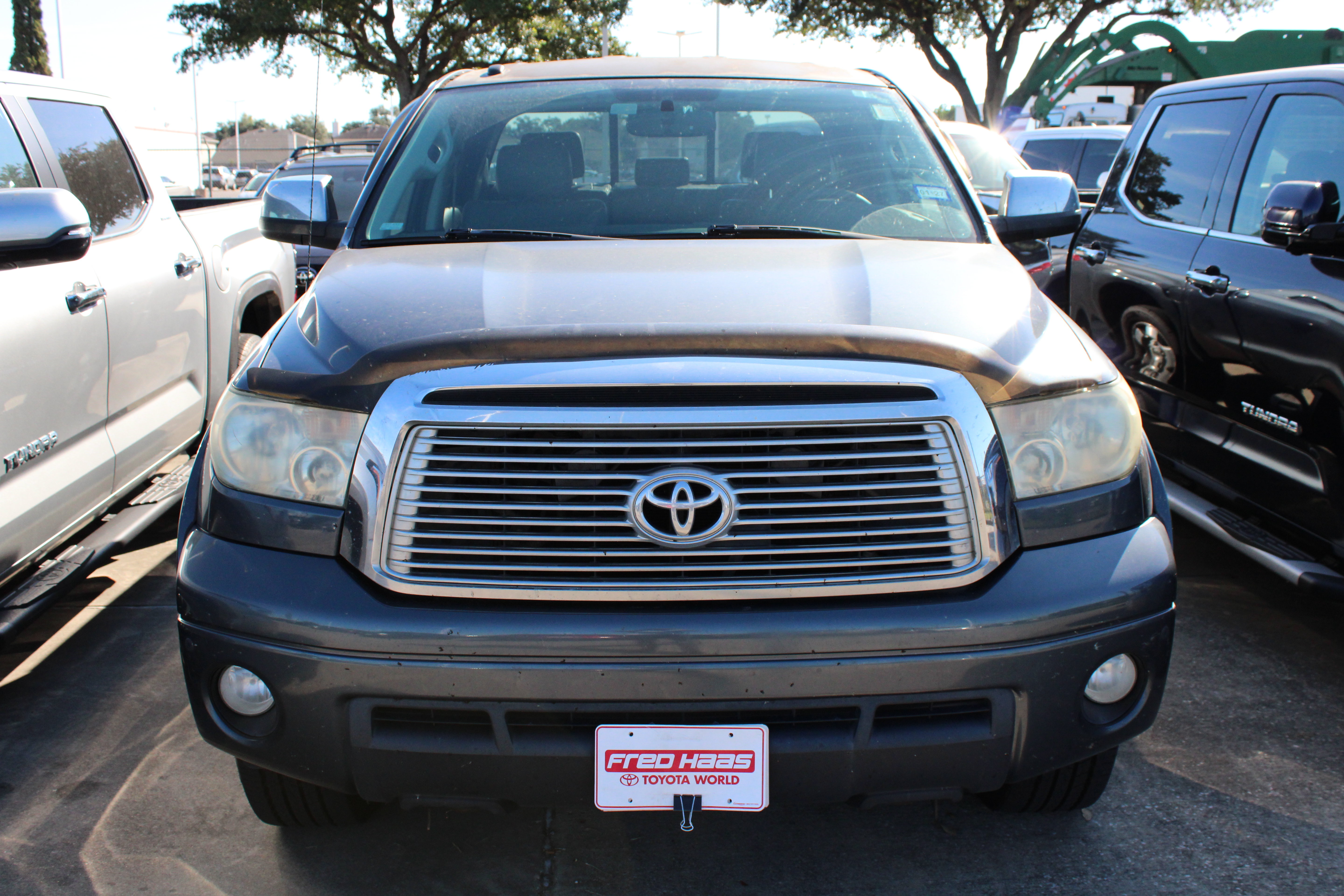 Used 2010 Toyota Tundra Limited AWD/4WD image 3