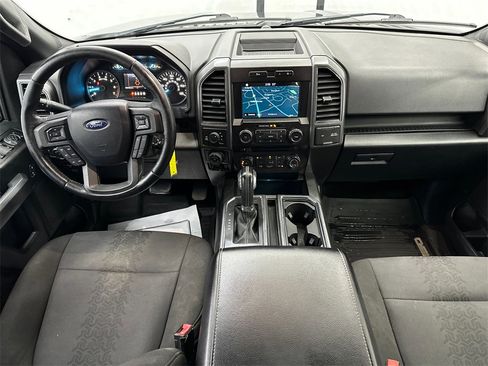 Used 2018 Ford F150 XLT w/ Equipment Group 302A Luxury image 22