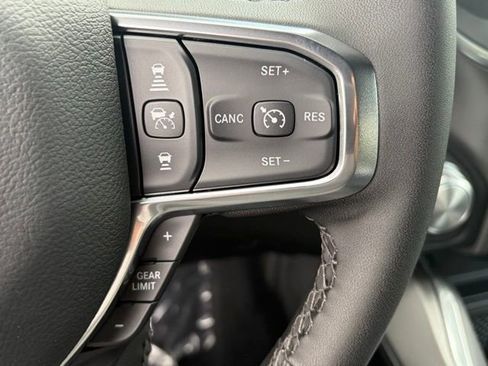 New 2026 RAM 1500 Laramie AWD/4WD image 17