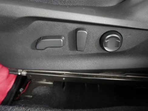 Used 2019 Subaru Forester Premium w/ All-Weather Package image 21